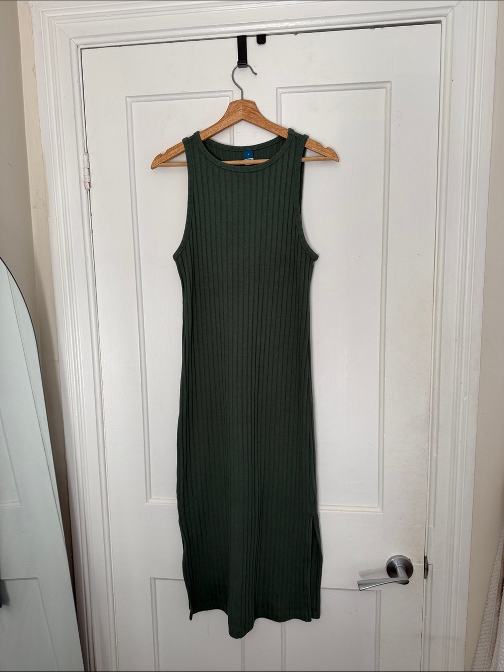 Old Navy Sleeveless Ribbed Midi Dress in Forest Green
